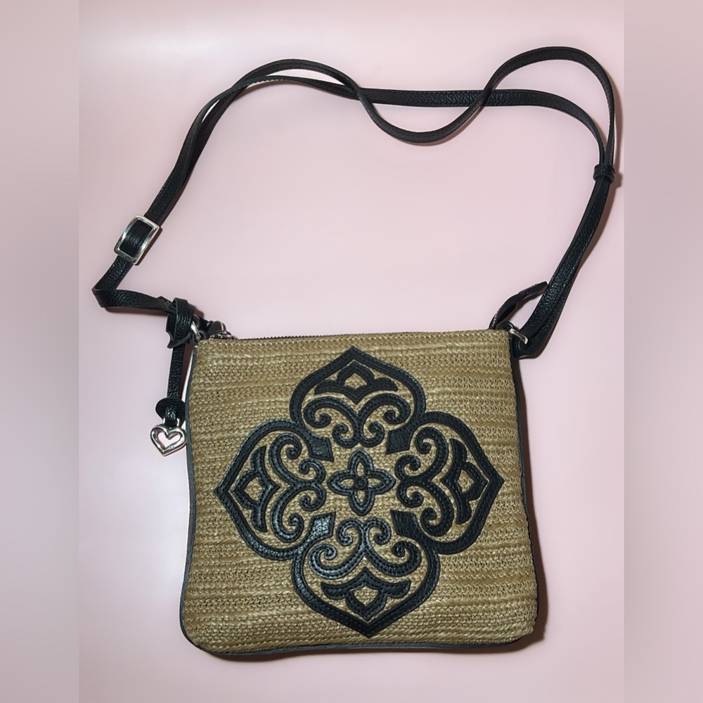 BRIGHTON CASABLANCA COLLECTION RAFFIA SARITA MEDALLION SHOULDER HANDBAG